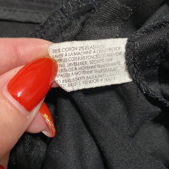 Club Monaco Cuffed Chino Shorts - Picture 4 of 4